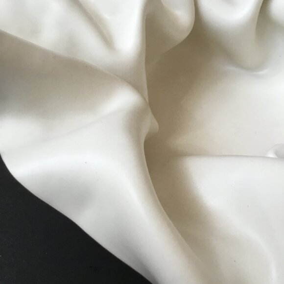 Alicja Ceramics White Bonnet Ruffled Organic Asymmetrical Handkerchief Bowl - Picture 8 of 16